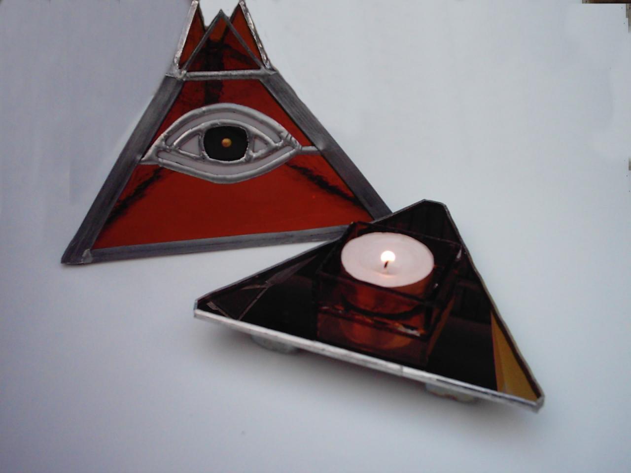 pyramide v